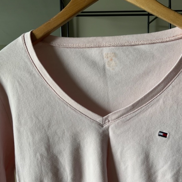 Tommy Hilfiger V-Neck Long Sleeve - Picture 3 of 4